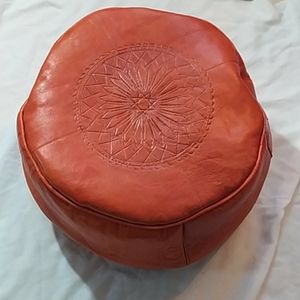 Moroccan leather pouf